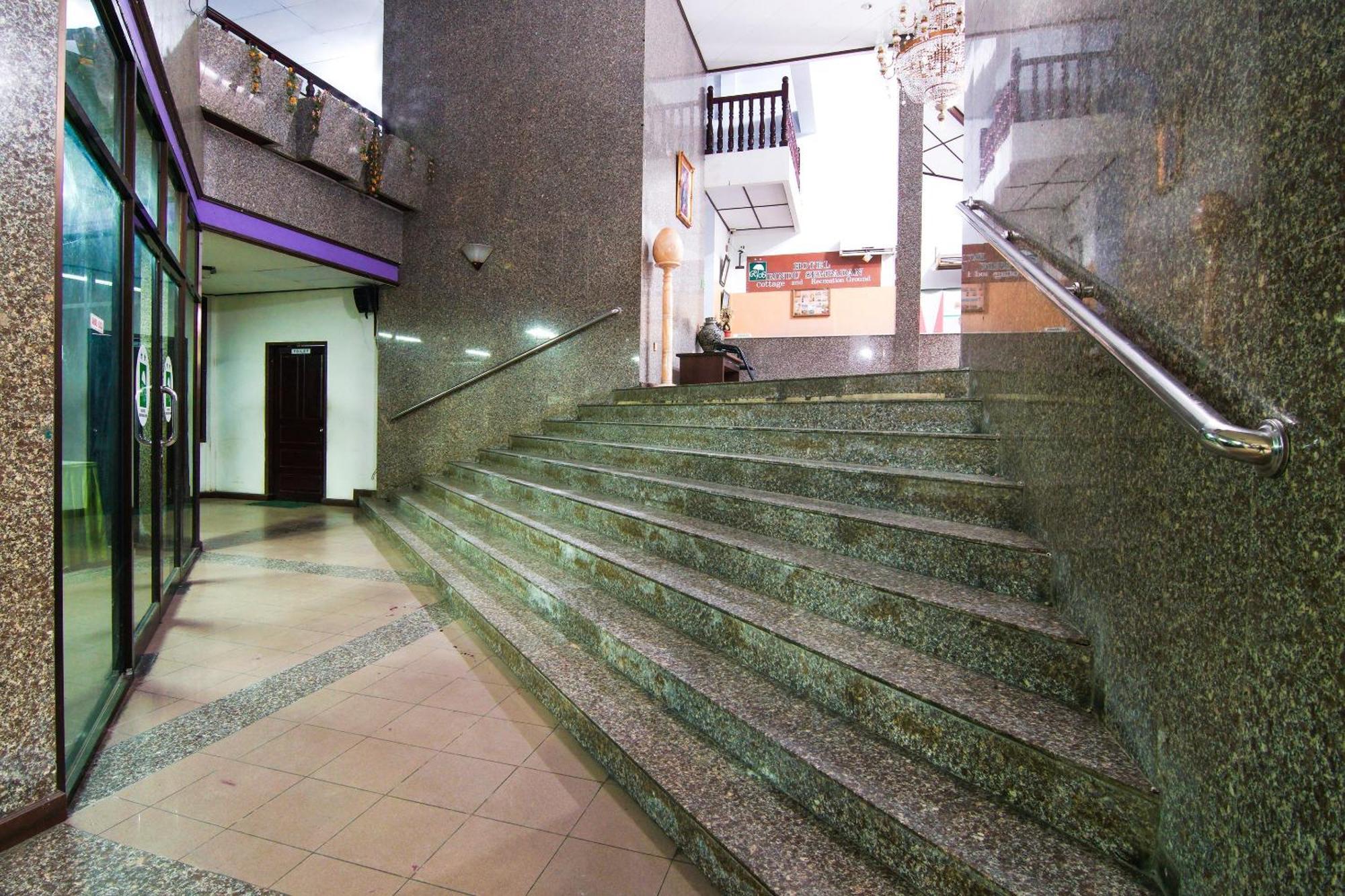 Oyo 92330 Hotel Rindu Sempadan Near Taman Wisata Rindu Sempadan 페칸바루 외부 사진