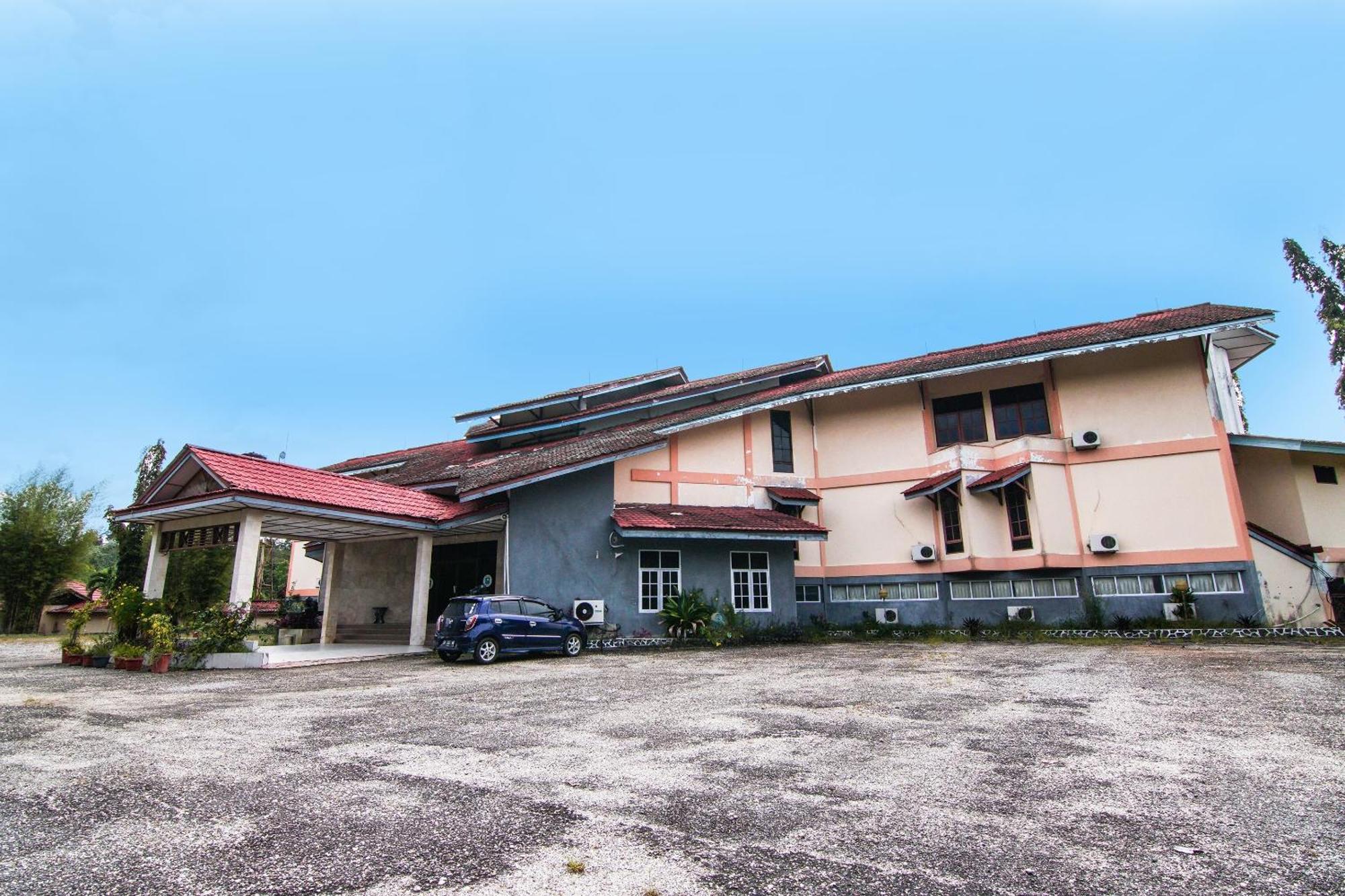 Oyo 92330 Hotel Rindu Sempadan Near Taman Wisata Rindu Sempadan 페칸바루 외부 사진